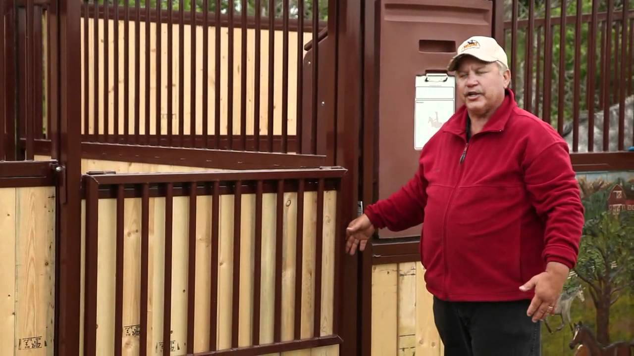 HiQual - Traditional Horse Stall