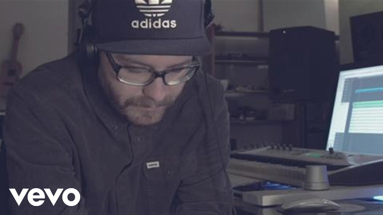 Mark Forster - Ich Trink Auf Dich (Studio Video) ft. Flo Mega
