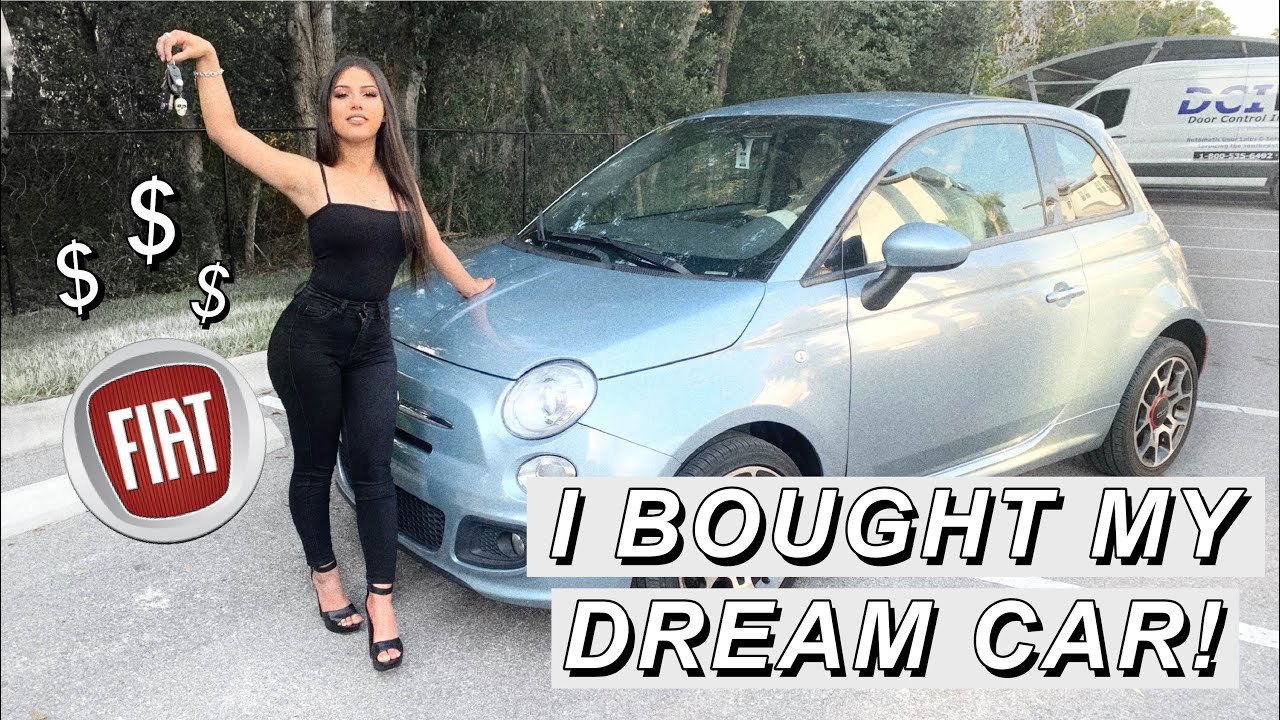 FIAT 500 TOUR + HOW I ORGANIZE MY CAR | Zoe Cavey