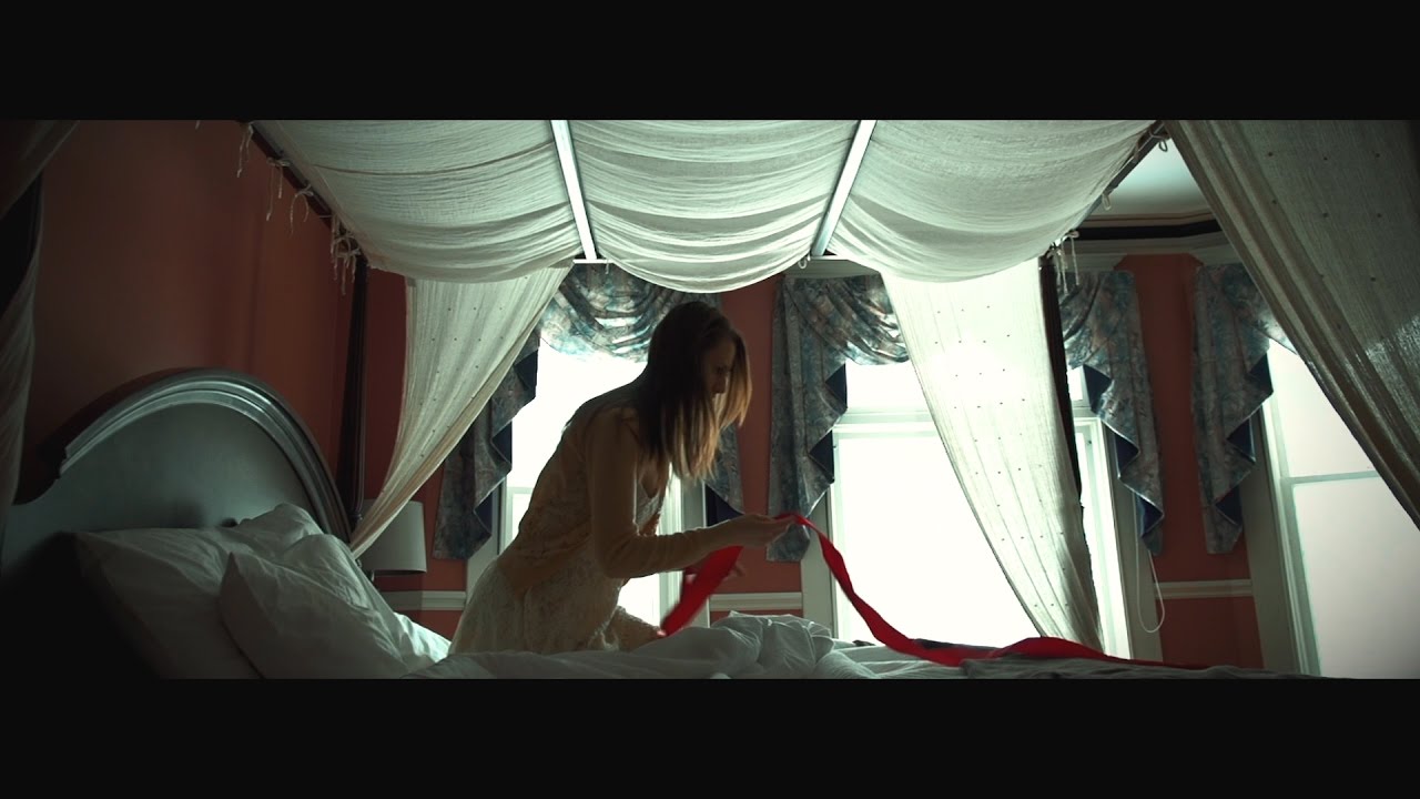 Ian Foster - Feels Like It Wants To Rain [Official Video]