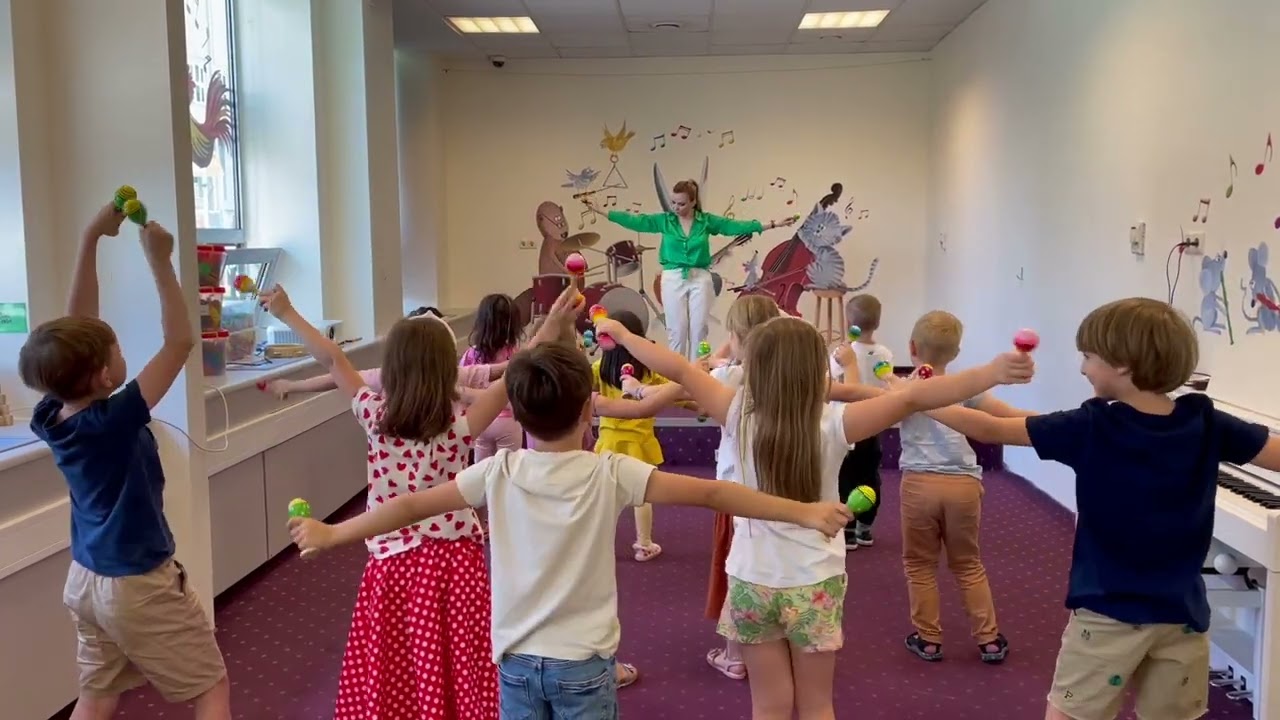 Papaya Dance z grzechotkami - BAWmyMUZYKĄ