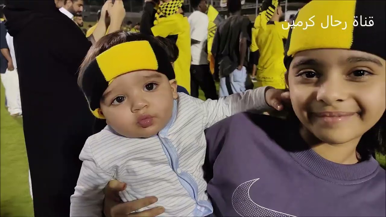 جمهور ومحبي نادي الأتحاد يحتفلون بكأس الملك بمقر النادي بمدينة جدة 1446/12/3 تصوير عبدالله مراد