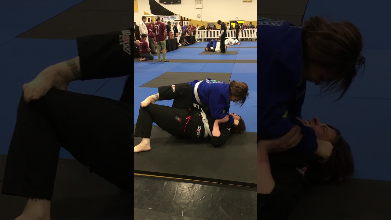 Women super heavy white belt Bjj tournament