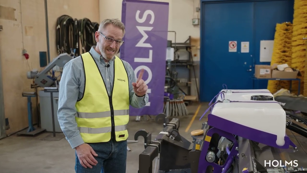 The Holms Duo DL, two sweepers in one.