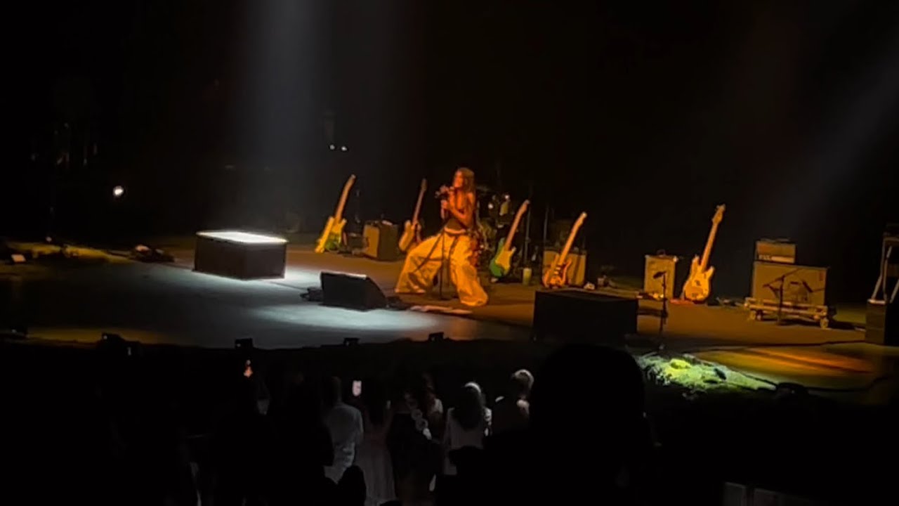 Sex Concept - Sofia Isella live @ Madison Square Garden 6/5/24 (Trilogy Tour)