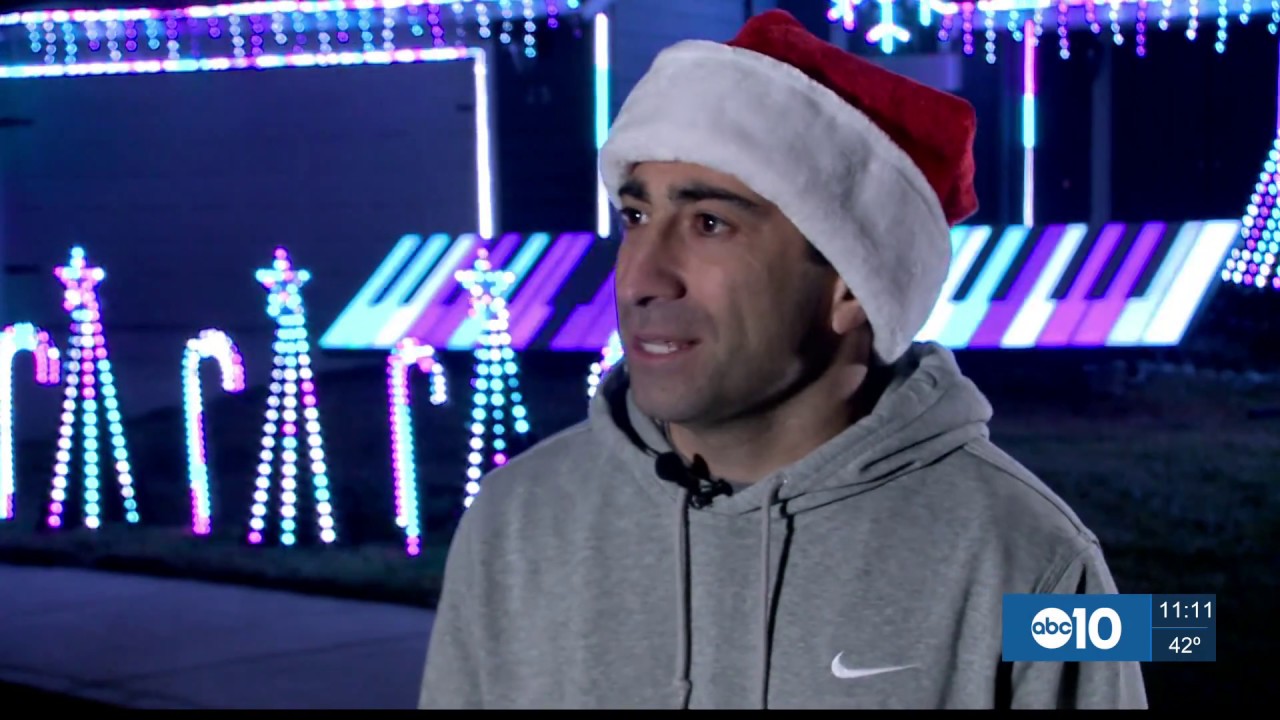 TRACY CHRISTMAS LIGHT SHOW 11PM PKG 12-23-17