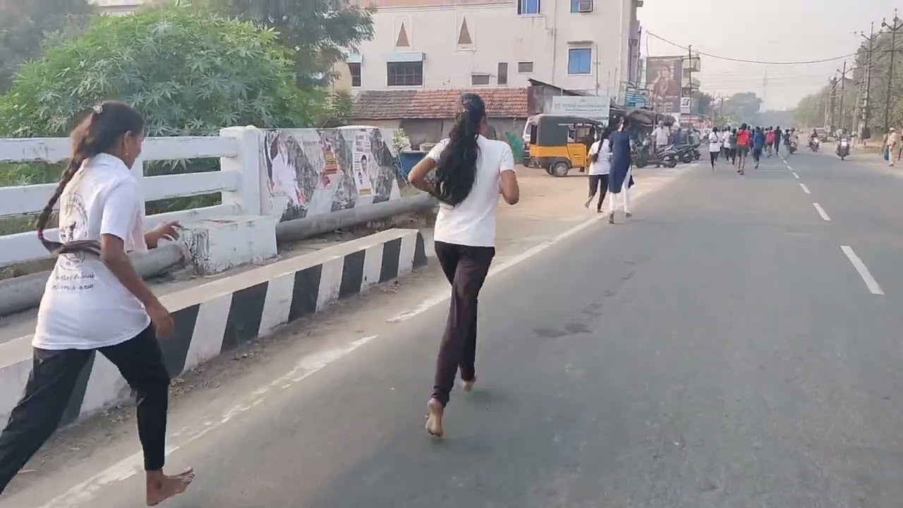 புதுக்கோட்டை மாவட்ட மதுவிலக்கு ஆயத்த துறை சார்பாக மினி மரத்தான் விழிப்புணர்வு போட்டி நடைபெற்றது.