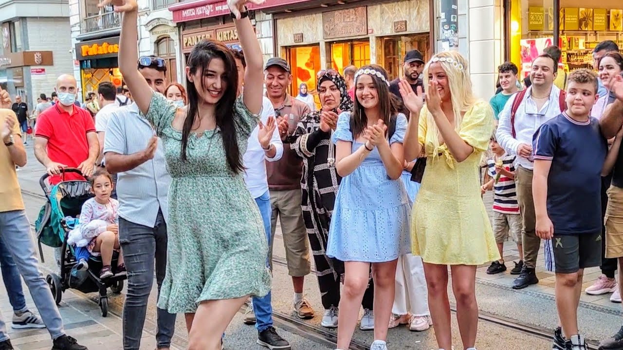 Güzelliği Ve Zarifliği İle Hayran Bırakan Güzel💃💃💃