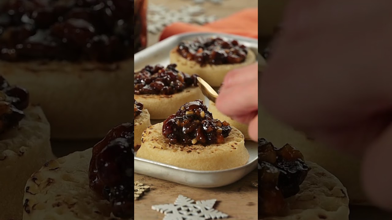 Christmas Mince Pie Crumpets 01 #bakery #pizza #recipe #food #crumpets #christmasrecipe