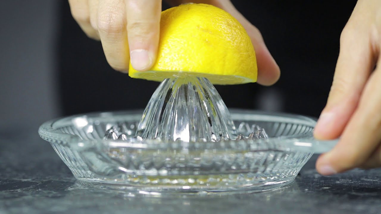 Crystalia Lemon and Citrus Squeezer,  with Lead Free Heavyweight Crystal Glass