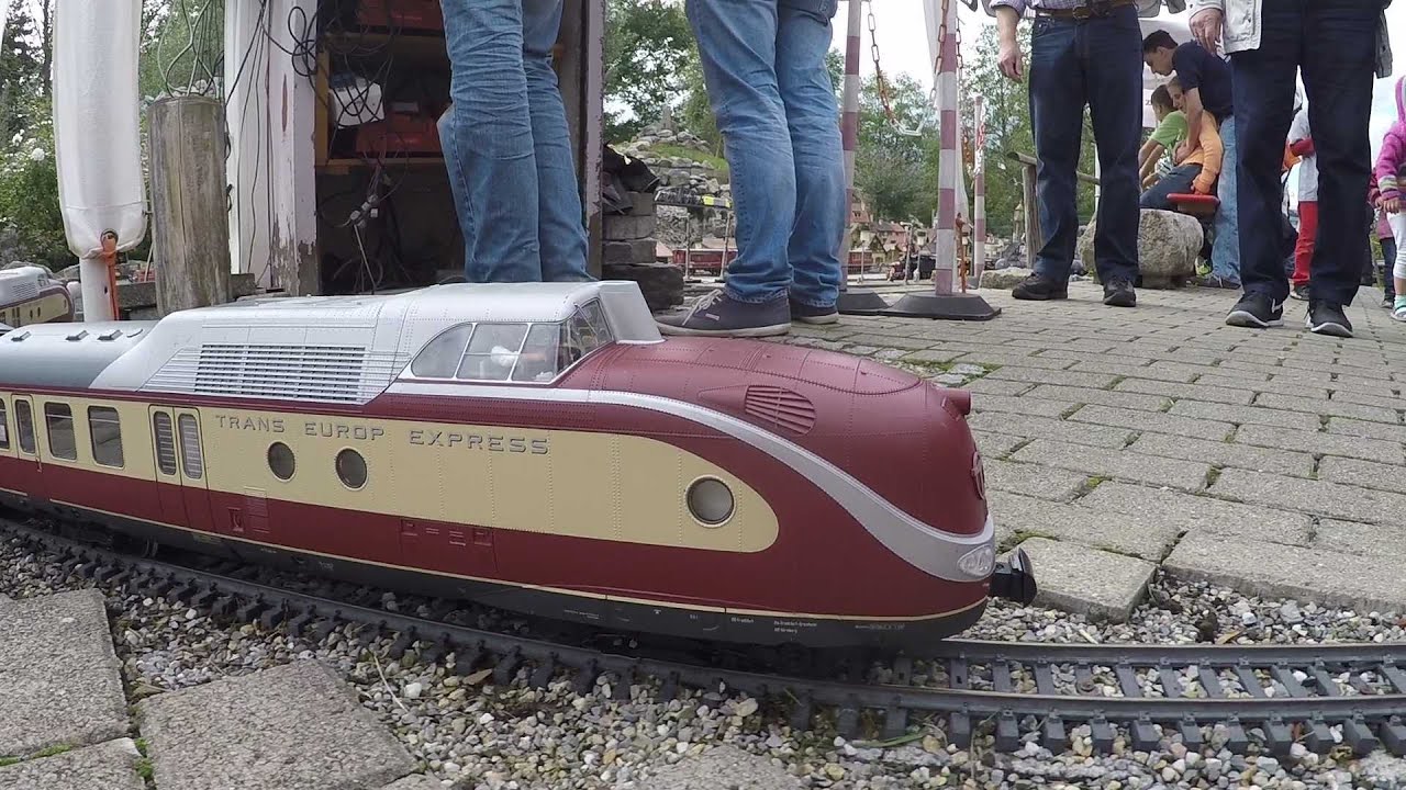 Gartenbahn Herbstfest 2015 Piko VT 11.5