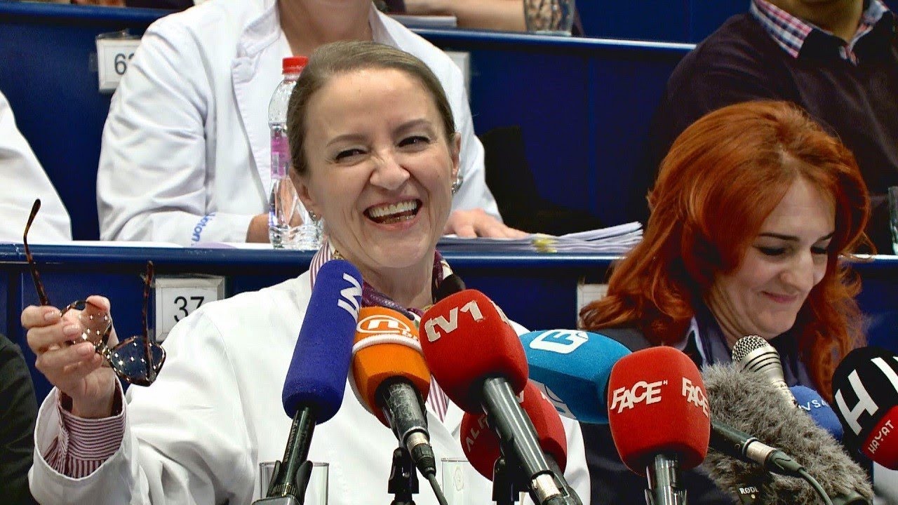 Seka, drugi dio, talk show: Nešto nije normalno, Gospođo!