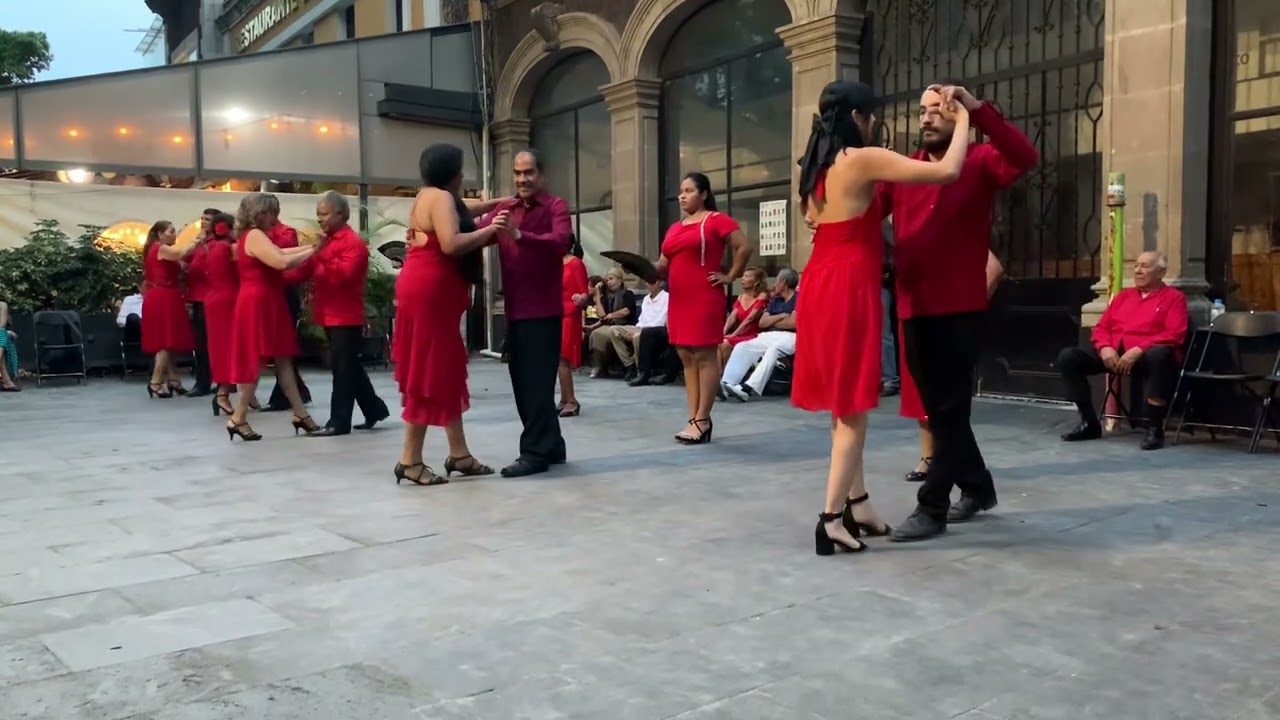 Aquilino y su cuadrilla