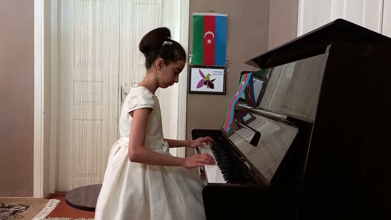 J.Bach-Prelude and fugue in D-moll BWV 851    Abbasova İnci