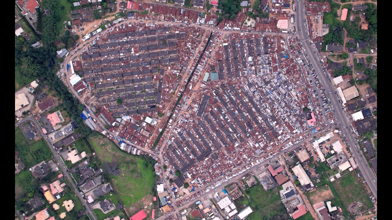 Aleshinloye Market, Ibadan. Nigeria