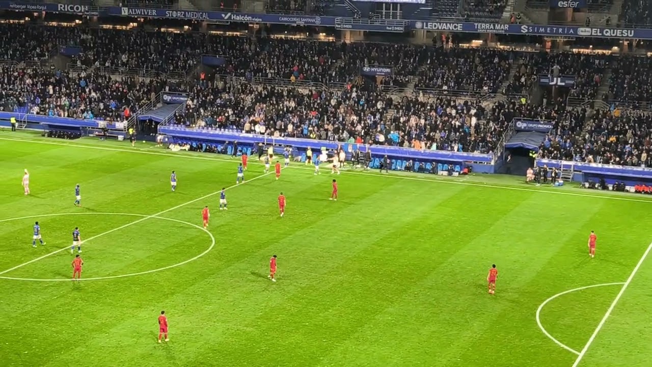 Real Oviedo 1 - Valencia C. F. 0; gol anulado a Alberto Reina. 