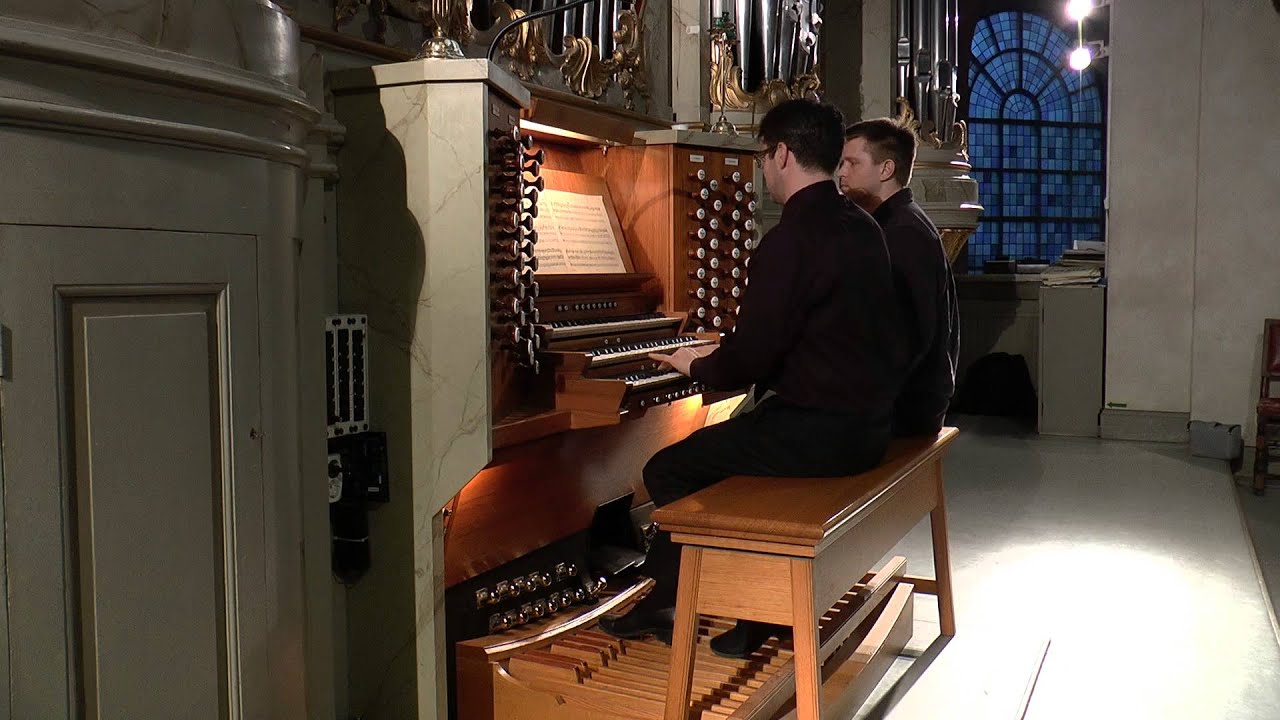 J. S. Bach - Prelude and Fugue in E minor BWV 555