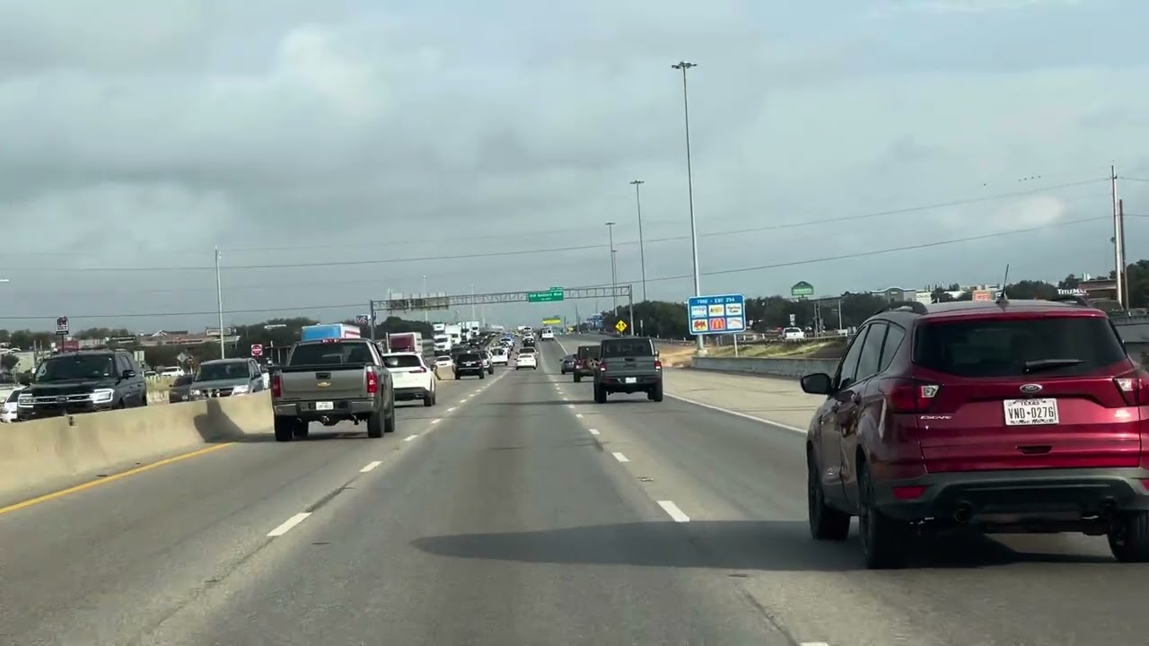 You can drive for hours and still be in Texas territory.