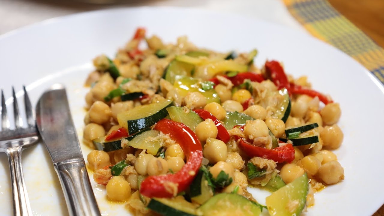 Salada de courgette fácil e deliciosa