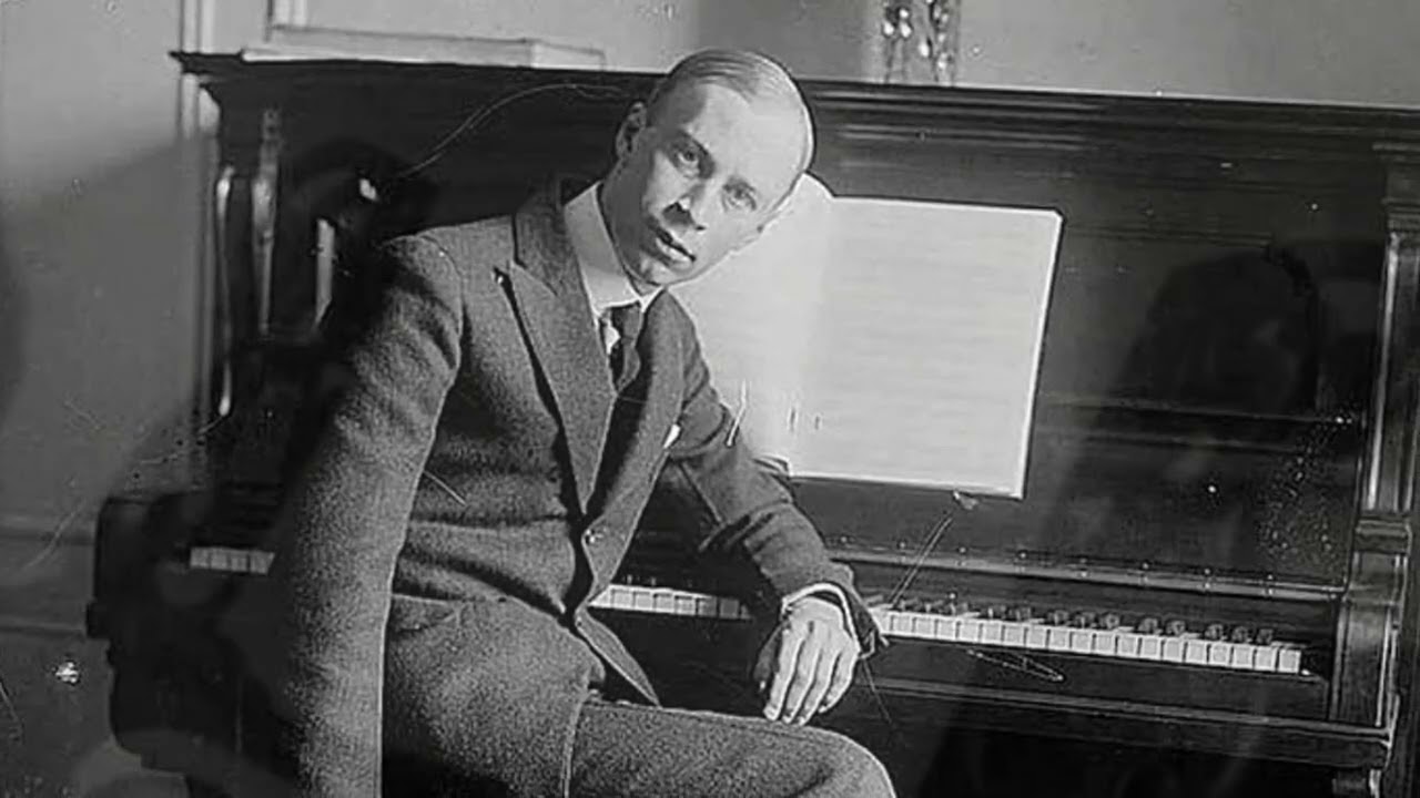 Sergej Prokofiev - Sinfonia n. 1 op. 25 in re maggiore Classica (Larghetto)