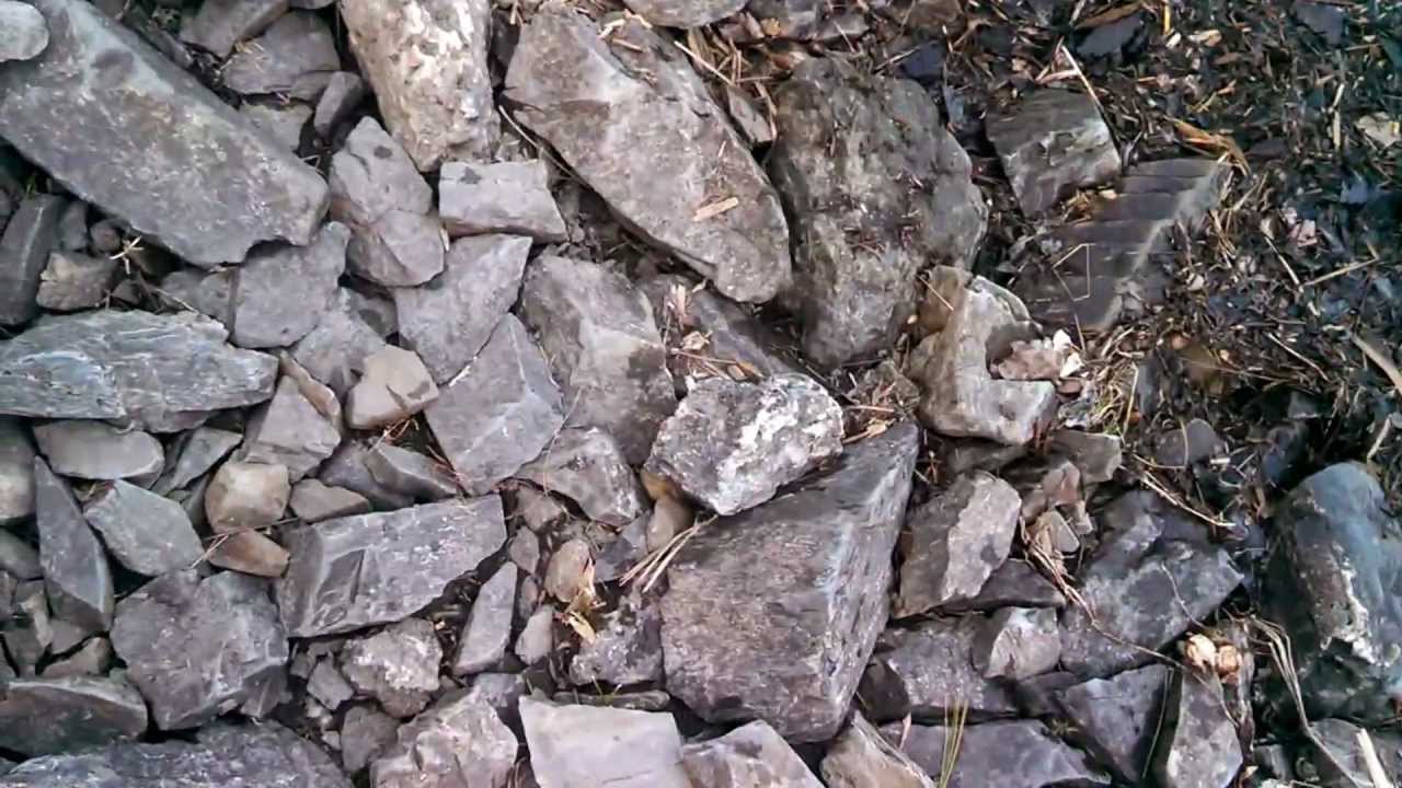 Quartz on gravel bar
