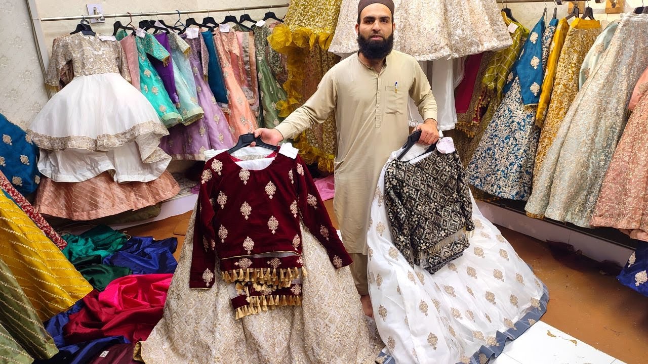 Long Tail Maxi Dress Price in Rawalpindi | Bridal Lehenga Designs | Adorable Pakistani Wedding Dress