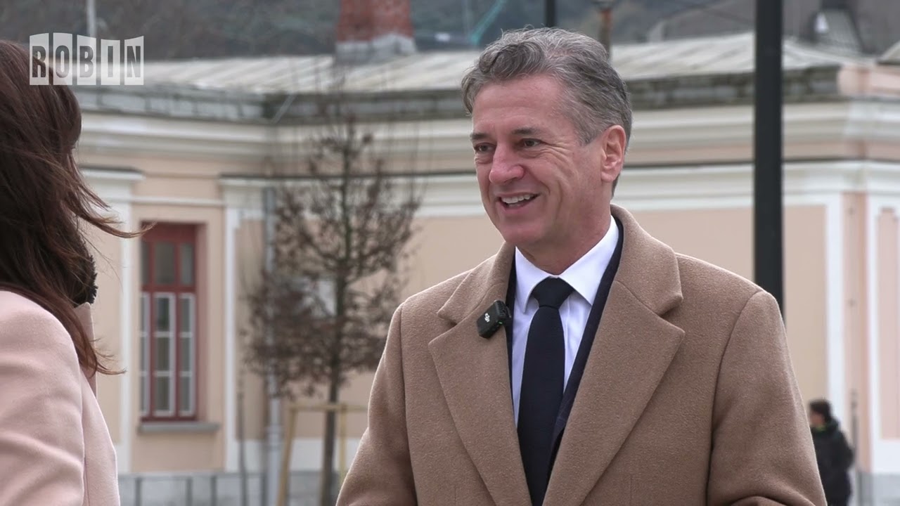 Robert Golob pred odprtjem EPK: ''Novo Gorico in Gorico bomo postavili na svetovni zemljevid!''
