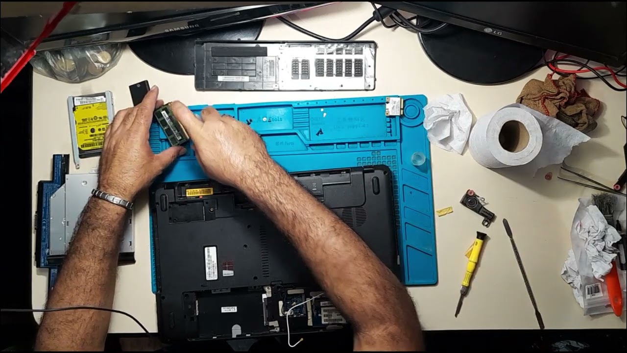 Montagem completa do notebook Acer Após limpeza E1-571parte 02 #pcgamer #gamer
