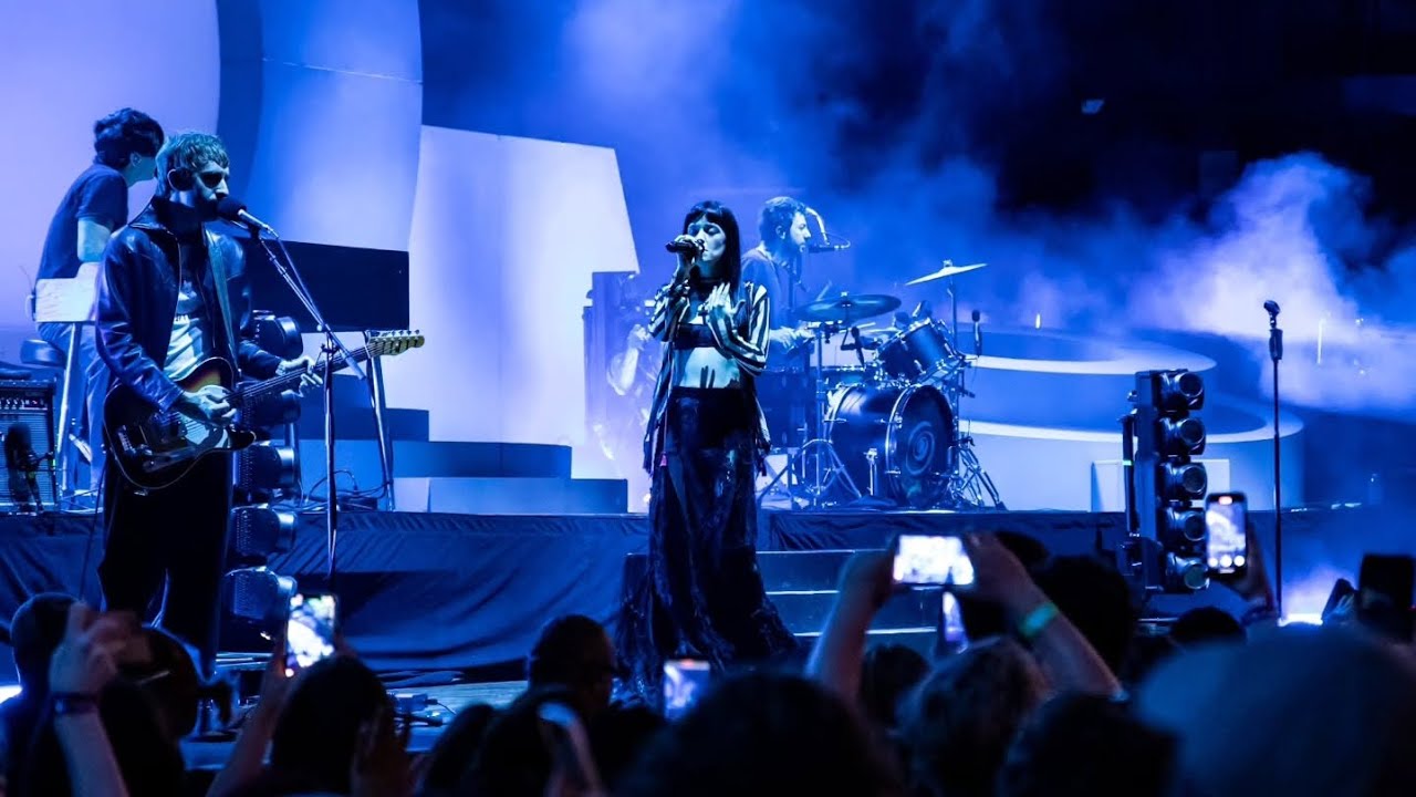The Mar&iacute;as - Heavy (Live at All Things Go Music Festival 2025)