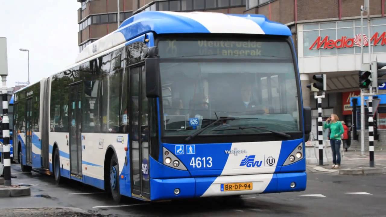 Foto's van bussen te Utrecht Centraal (11 september 2010)