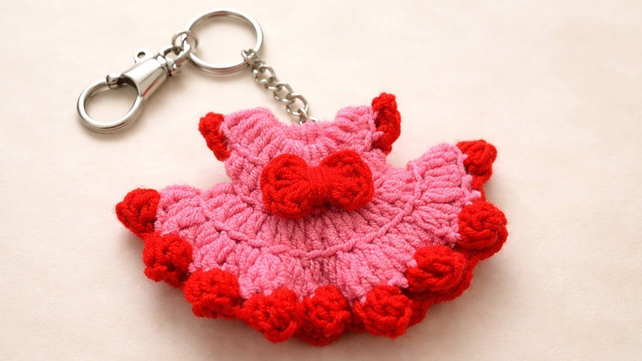 How to crochet a dress keychain for beginners😱!?Cutest Keychain🥰gift 🎁 decorations