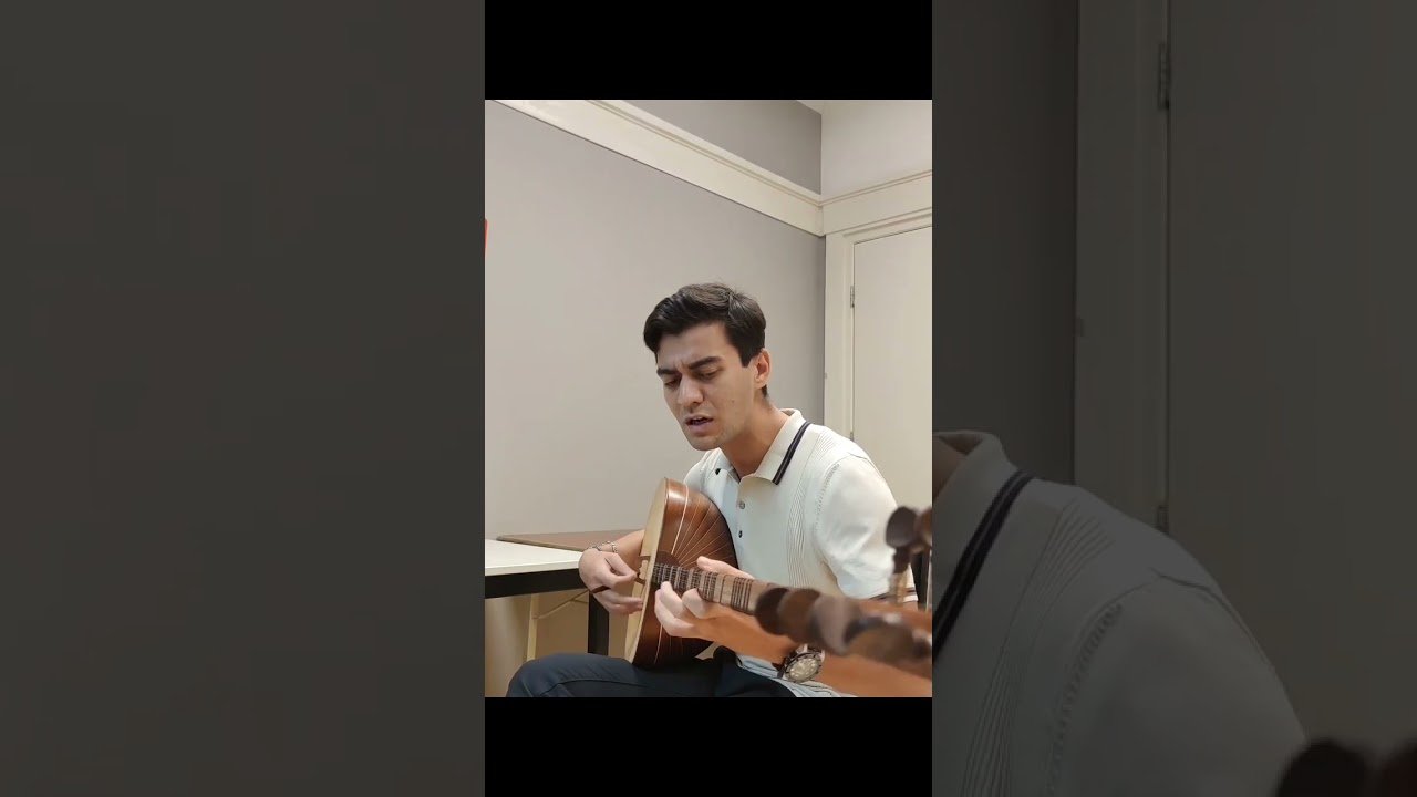 Leblerinde Kıvrılan Bir Goncanın Al Rengi Var - Hicaz Şarkı - Emin Ongan