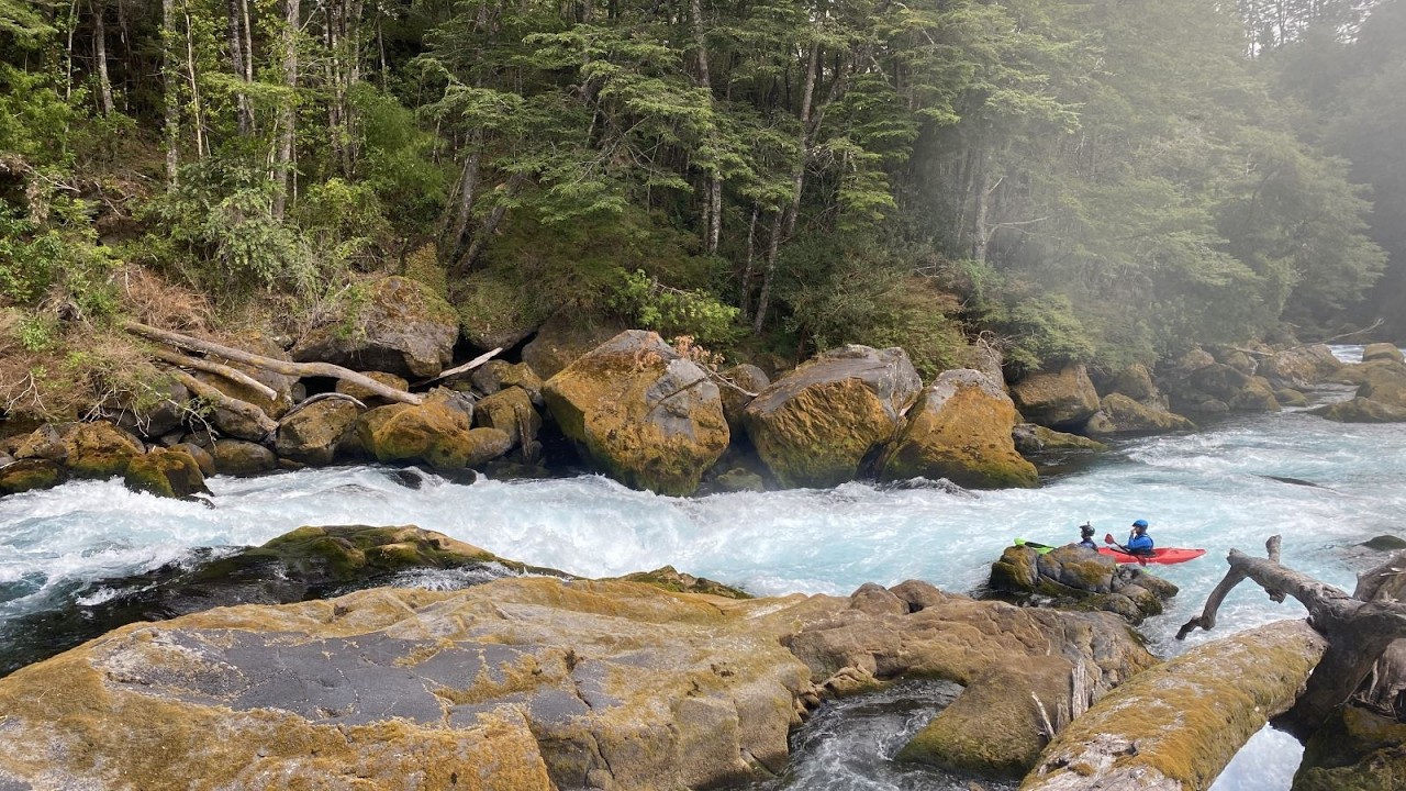 kayak Chili [ Fuy ] (partie basse) III - IV (IV+)