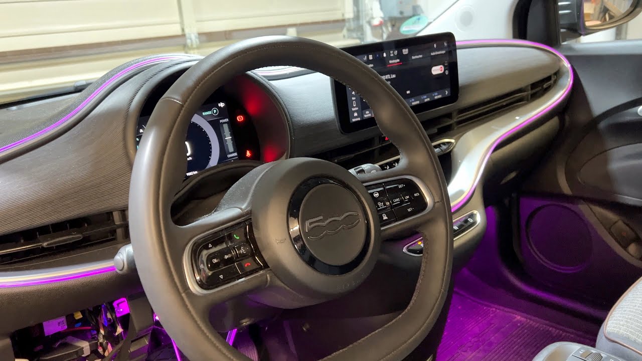 Nachrüsten einer Ambientebeleuchtung im Fiat 500E