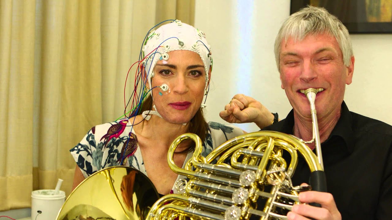 Dr Eckart Altenmüller takes the Sarah´s Music Horn Challenge
