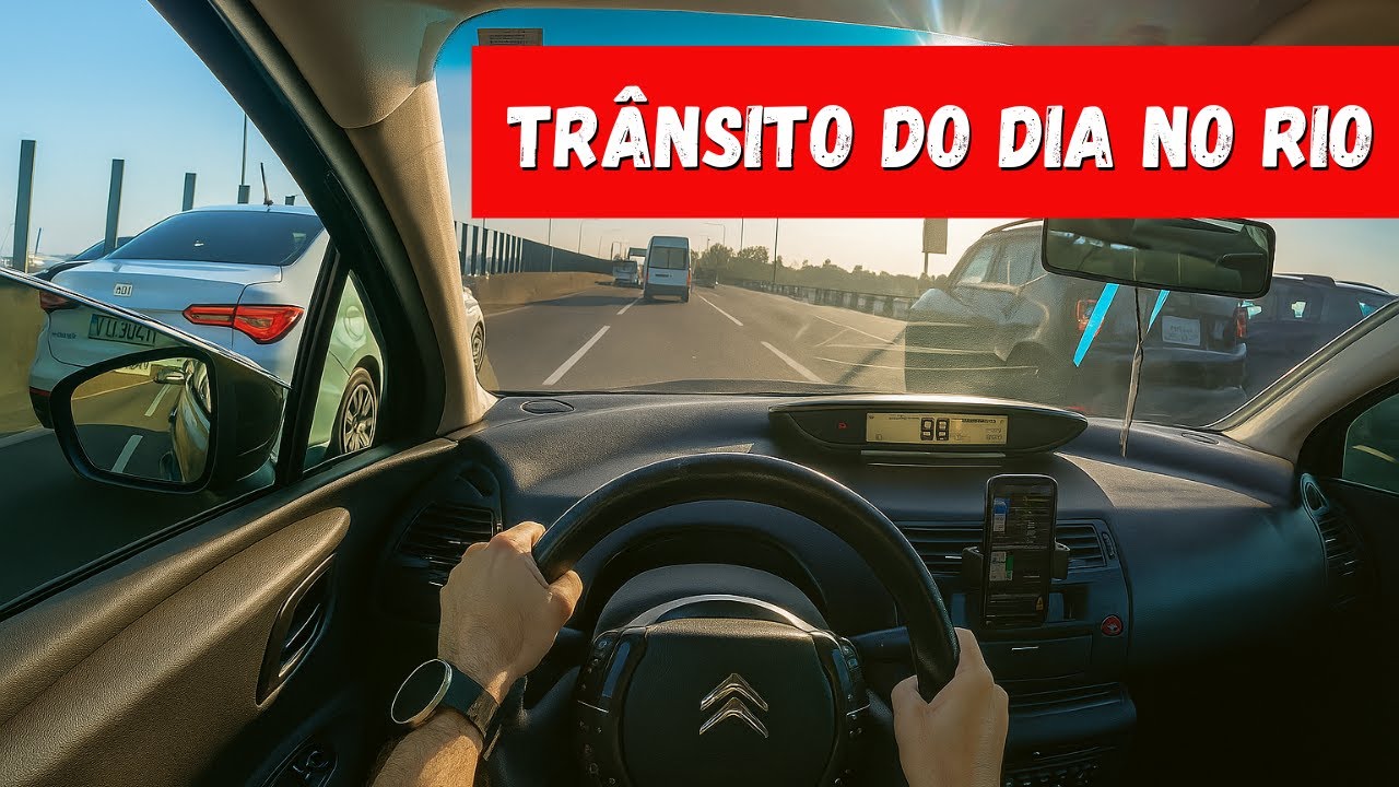 POV - Trânsito do dia na ponte