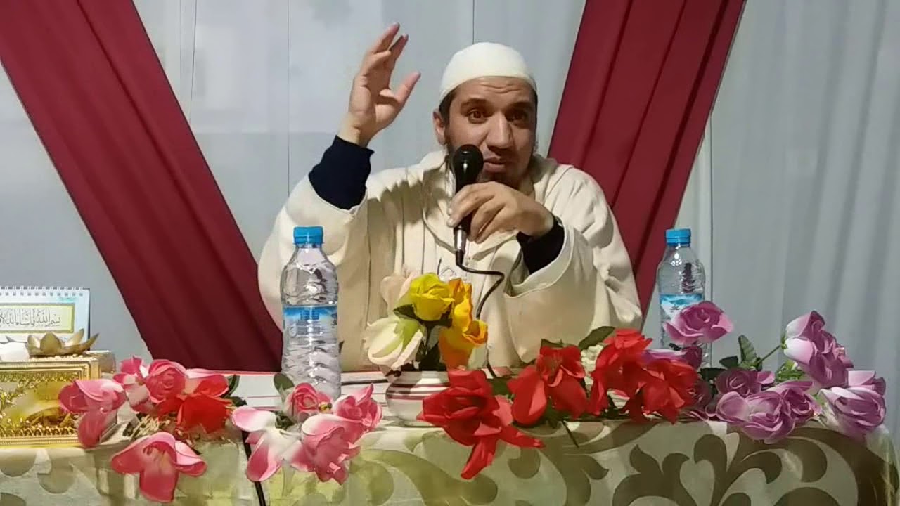 مواقف طريفة في خطبة الجمعة  للشيخ رضوان معتوق مع شباب بابيلان