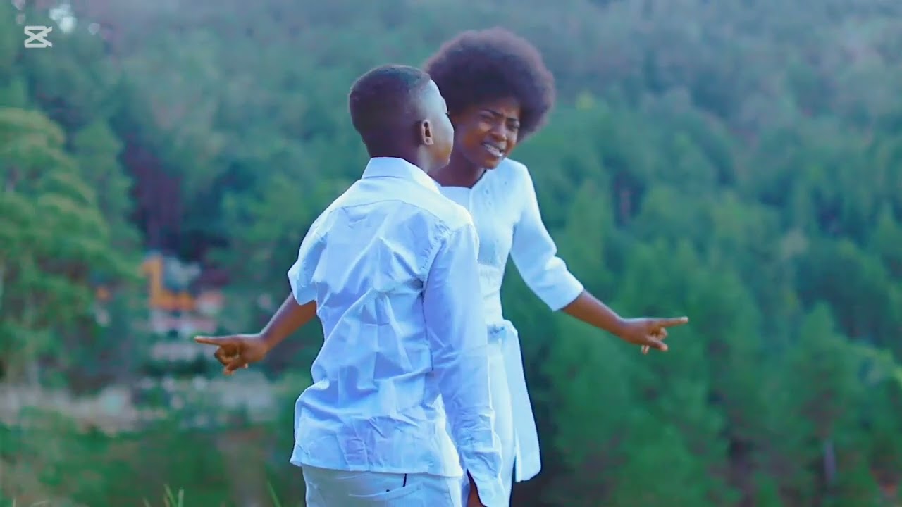 Jezi oooh gade jis kote ou mennen m - Ketty ft Job Z&ograve;n Pa F&egrave; Moun @Lecouloirdedieutv
