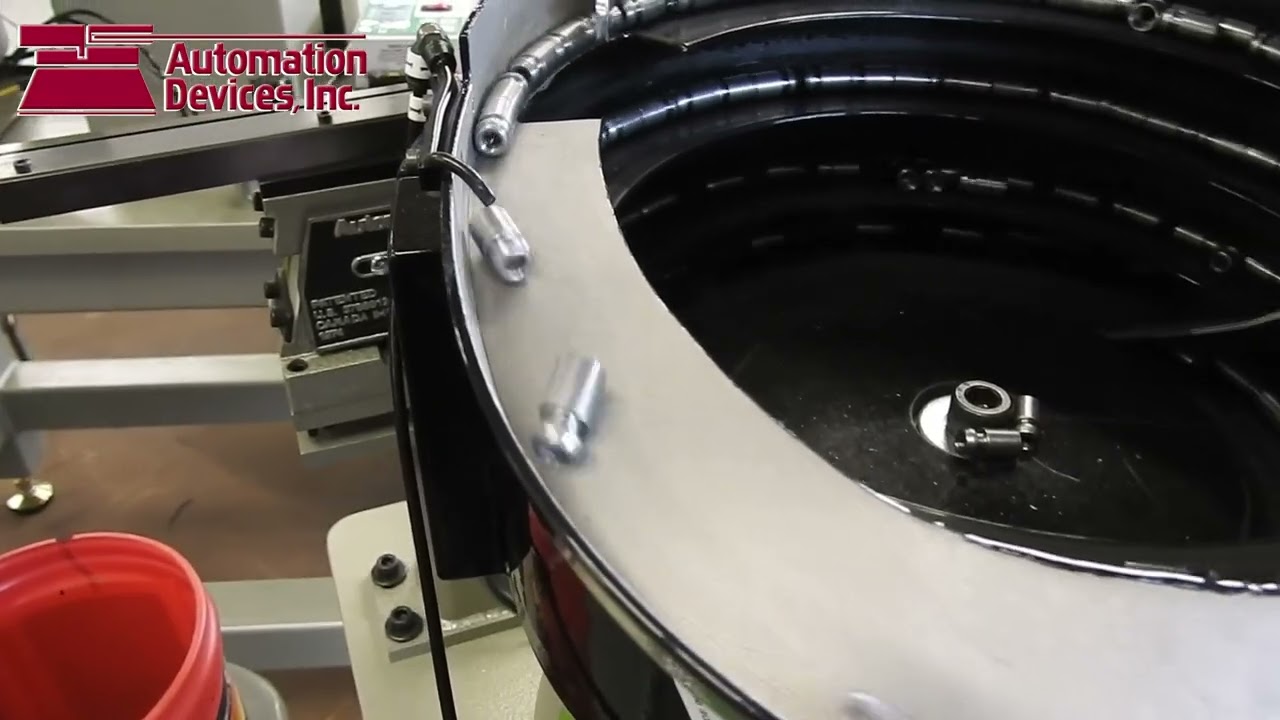Orienting  Metal Fittings with a Vibratory Feeder Bowl