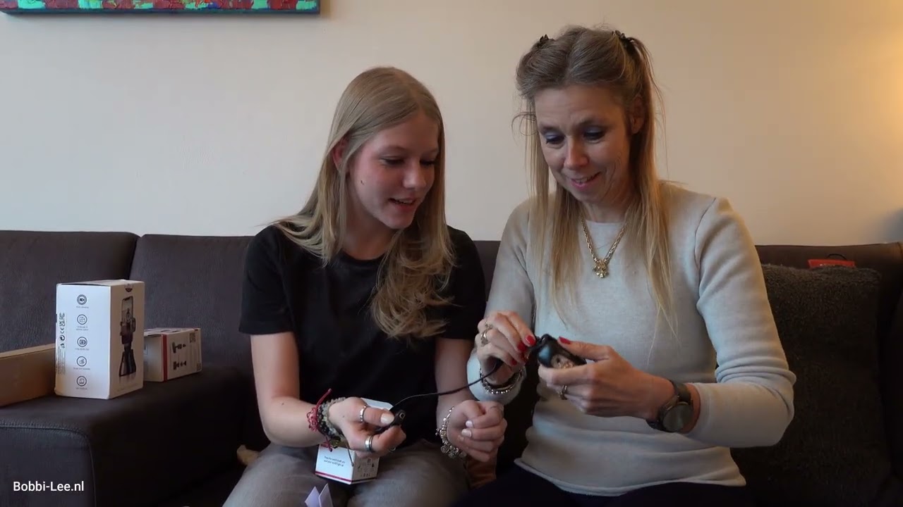 Zaterdag MIDDAG. Lekker thuis. Ik ga beginnen met LEREN voor de TOETSWEKEN. Nog wat UNBOXING #4027