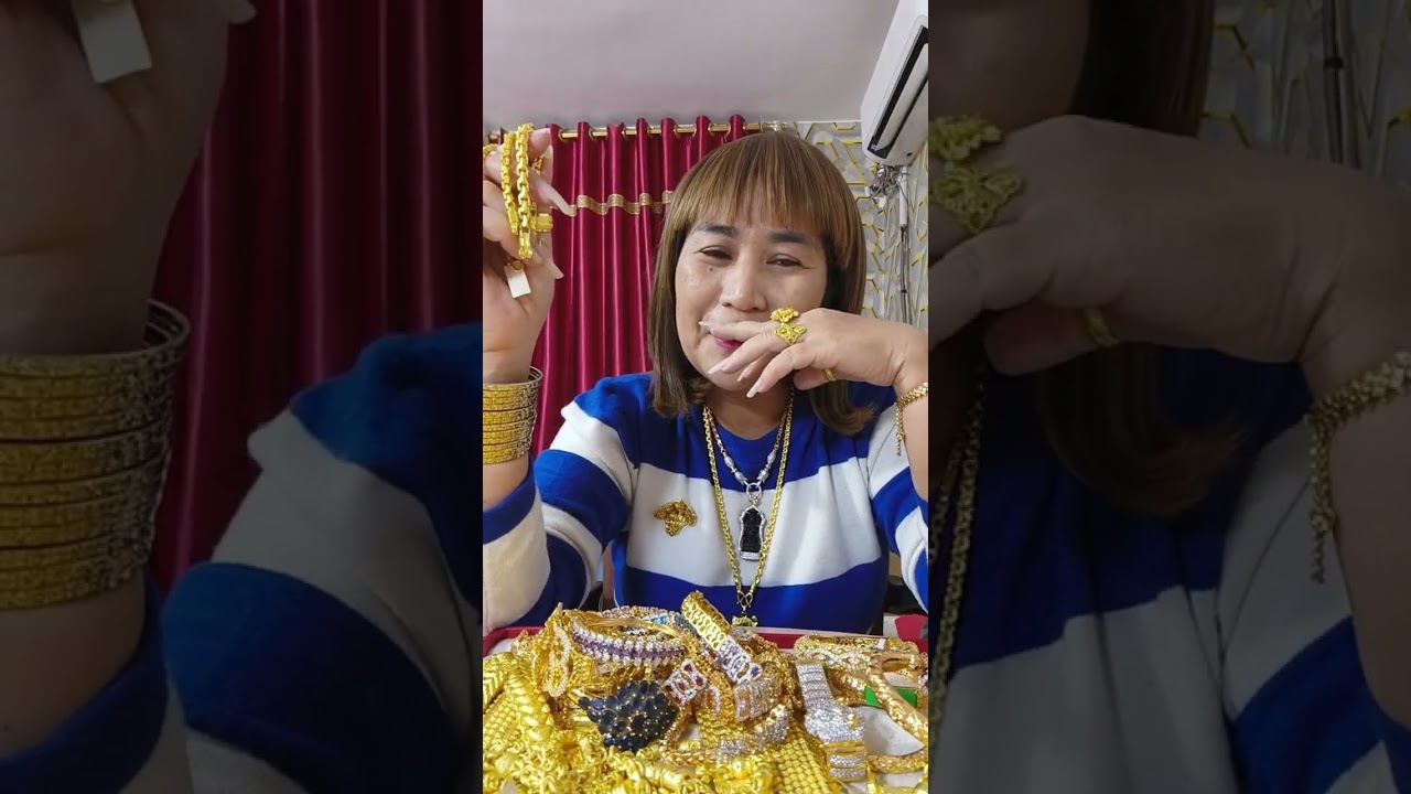 គ្រឿងកម្មង់ក្រូម៉េទឹកមាសវៀតណាម ម៉ូតមាសថ្មីៗ My Gold Jewelry Collection is BIGGER Than Expected