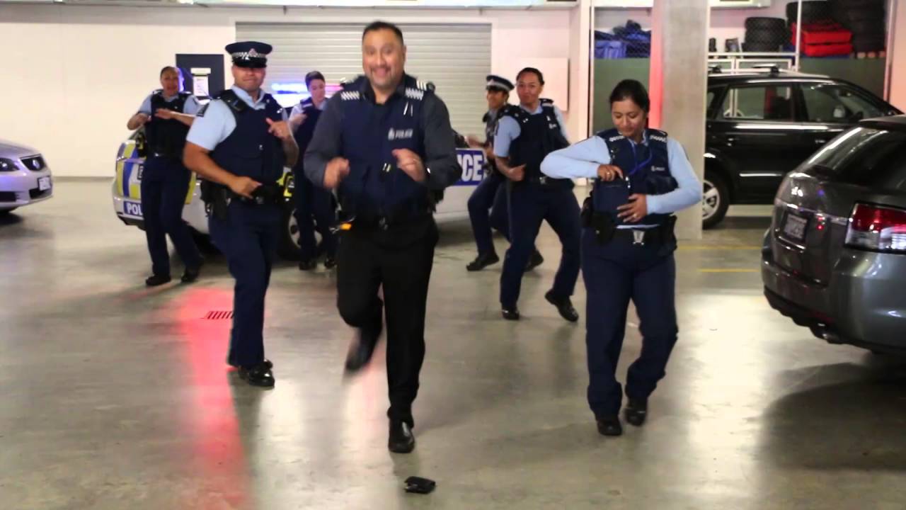 New Zealand Police #runningmanchallenge