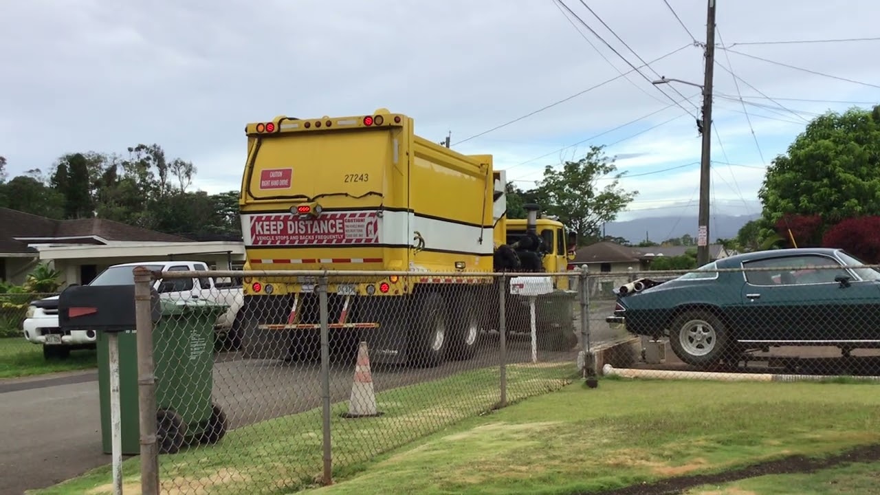 C&C of Honolulu garbage truck. #garbagetrucks 