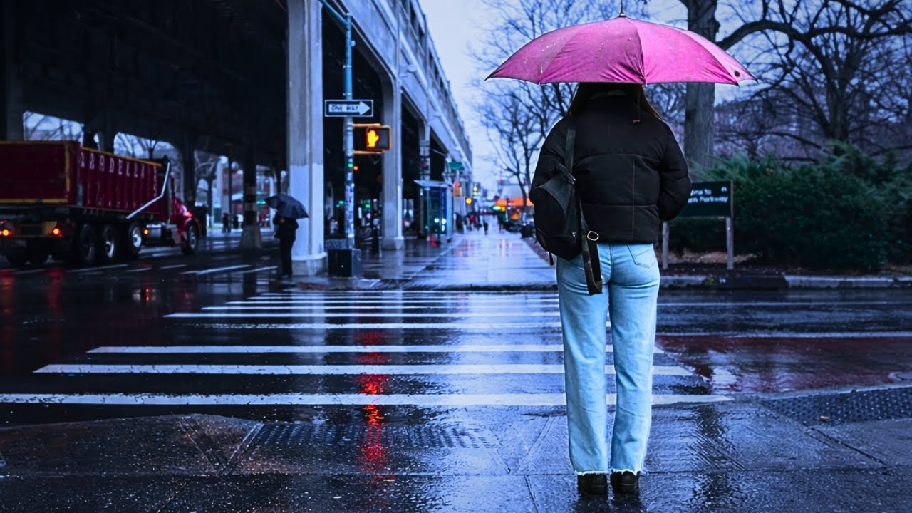 ASMR Walking In The Rain Bronx NYC 4K