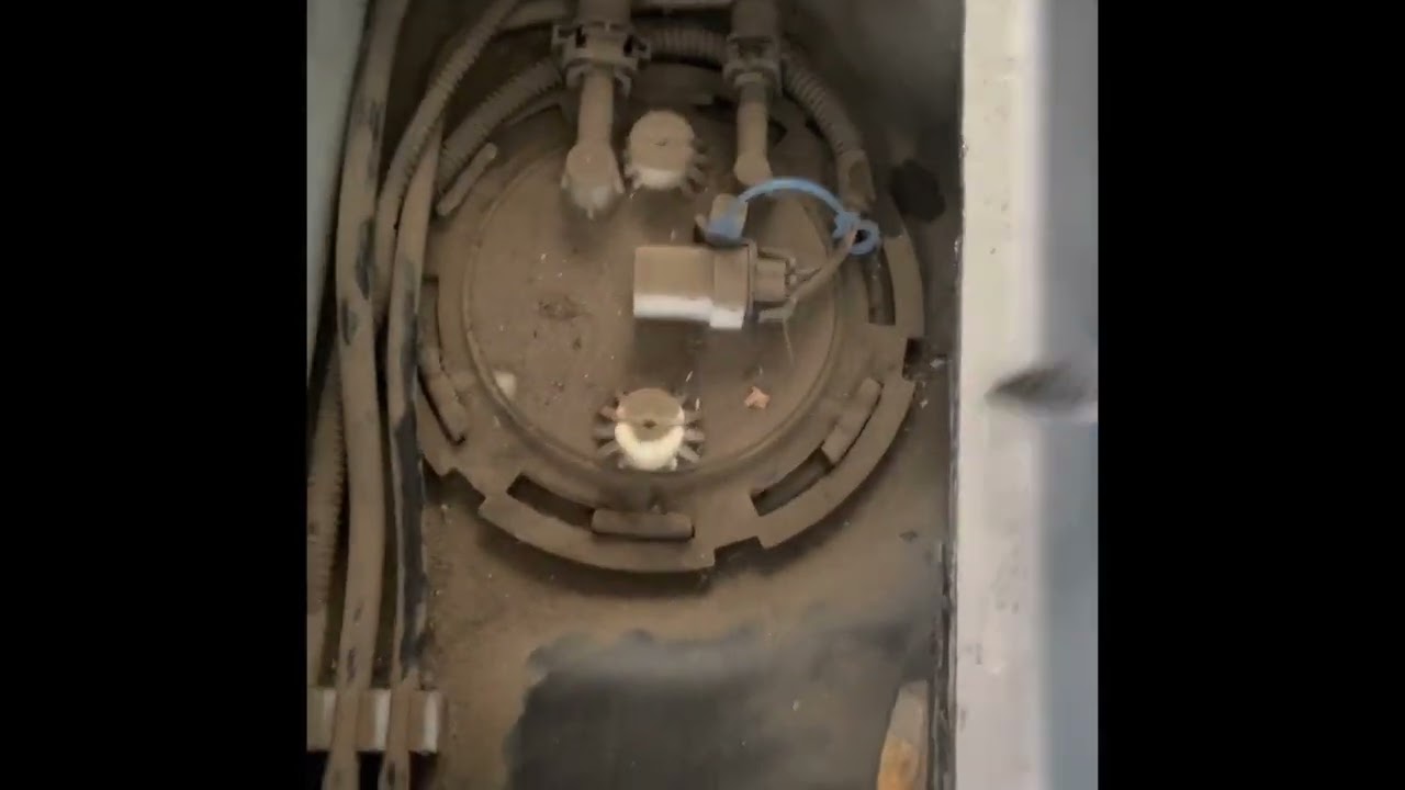 Cadillac CTS fuel pump replacement