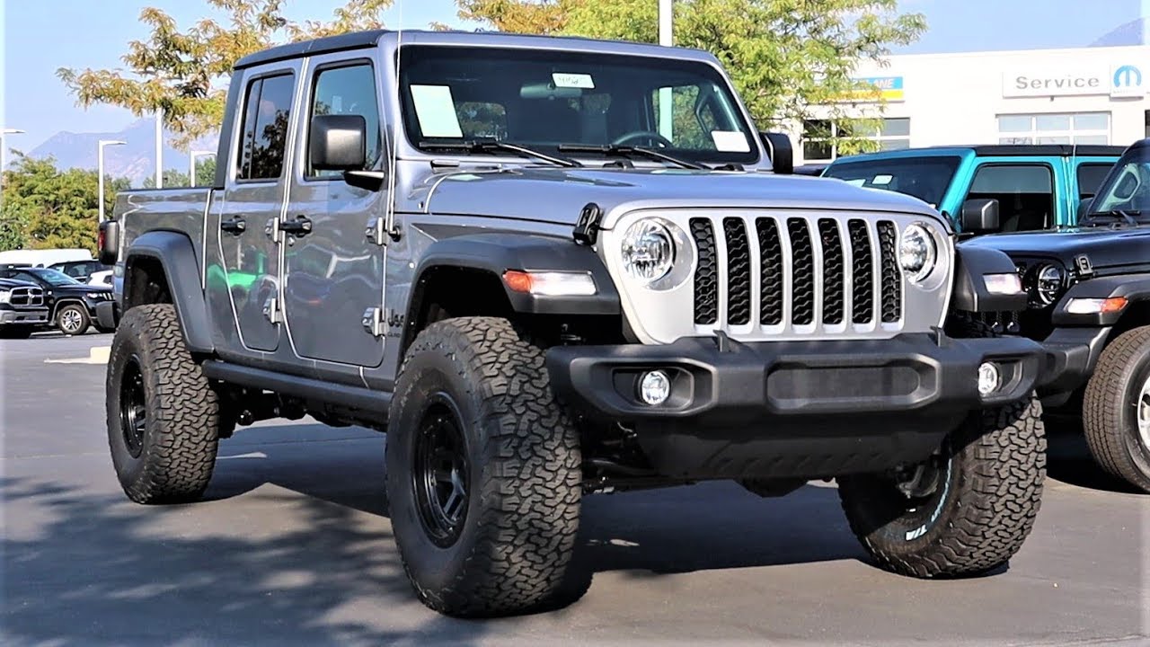 Поднятый Jeep Gladiator Sport S 2020 года: как ездит поднятый Gladiator?