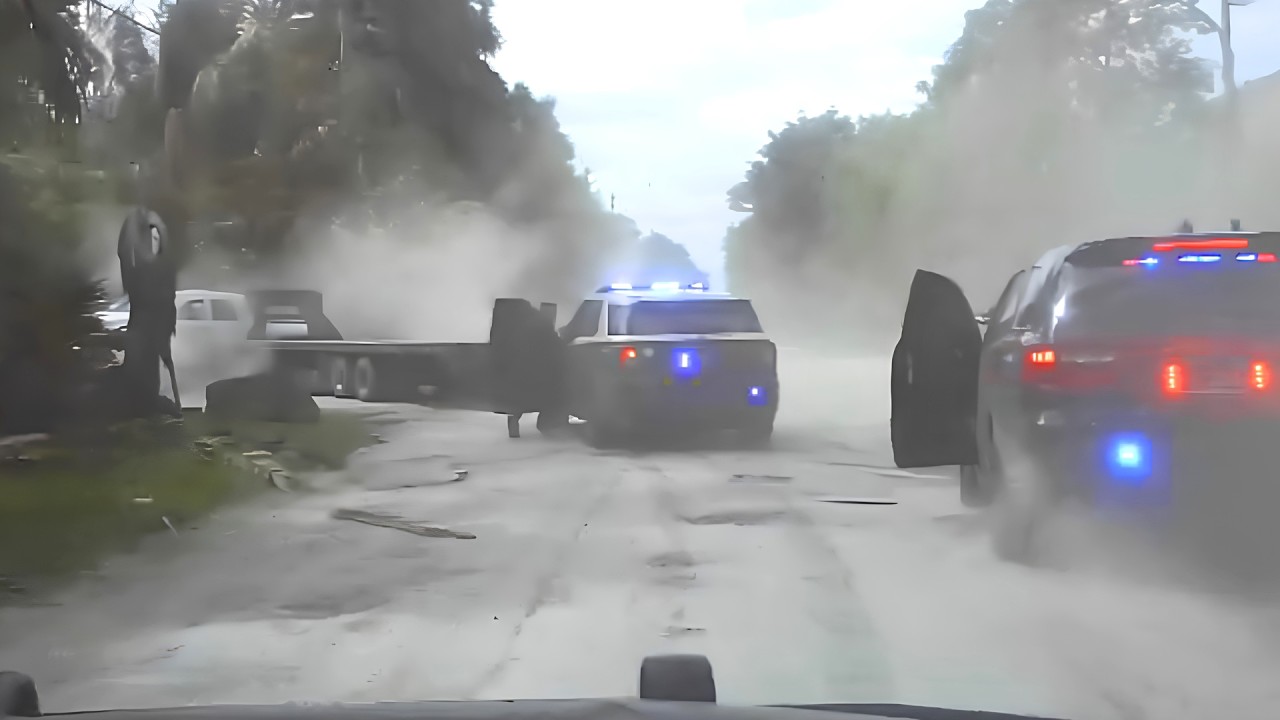 Безумная полицейская погоня за преступником в розыске на Dodge Ram Dually