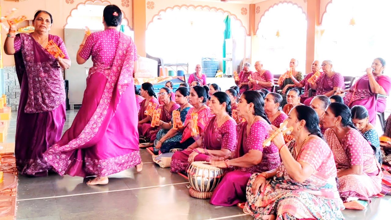 લખ્યું છે ✍️ કાના ઓ કાનુડા તારા કેટલા નામ | gujarati bhajan | krishna bhajan #bhajan 