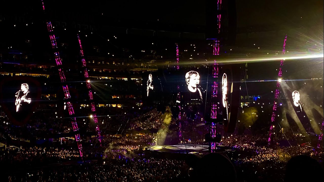 Ed Sheeran - Love Yourself (LIVE) at MetLife Stadium