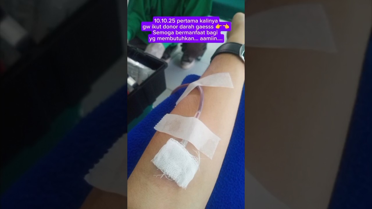 ... would U hold me, Dear.. ☺️#short#fypシ゚#4u#donordarah#schoollife#hope#dear#hug#blooddonation